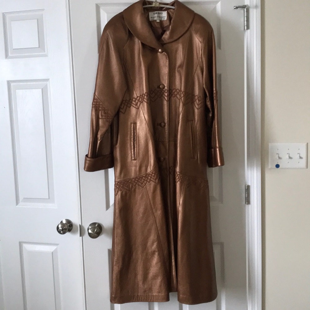 Dero by Rocco D’Amelio leather swing coat